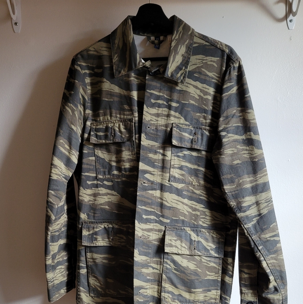 H&M Divided Camo Jacket